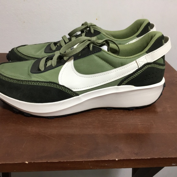 Nike Waffle Debut Sneakers Size 10. 100% Perfect and excellent condition - Picture 3 of 12